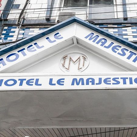 Hotel Le Majestic Douala Kültér fotó