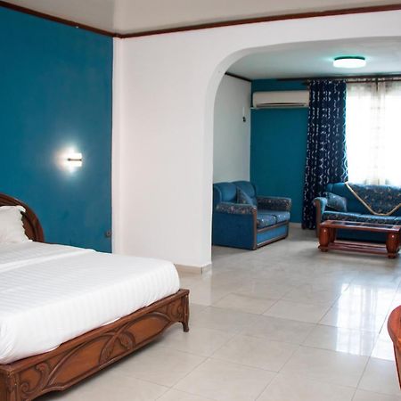 Hotel Le Majestic Douala Kültér fotó