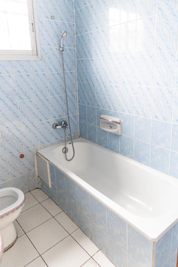 Hotel Le Majestic Douala Kültér fotó