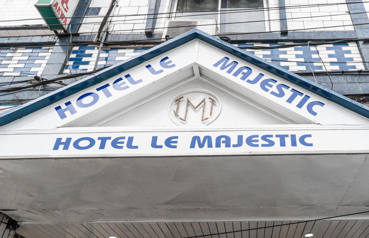 Hotel Le Majestic Douala Kültér fotó