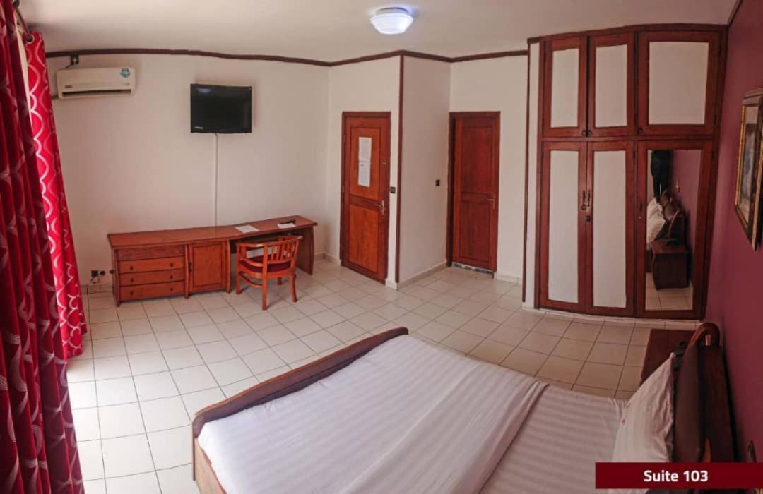Hotel Le Majestic Douala Kültér fotó