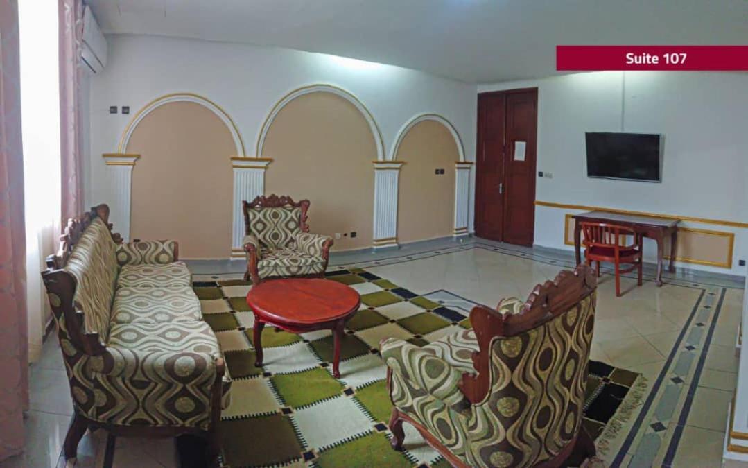 Hotel Le Majestic Douala Kültér fotó